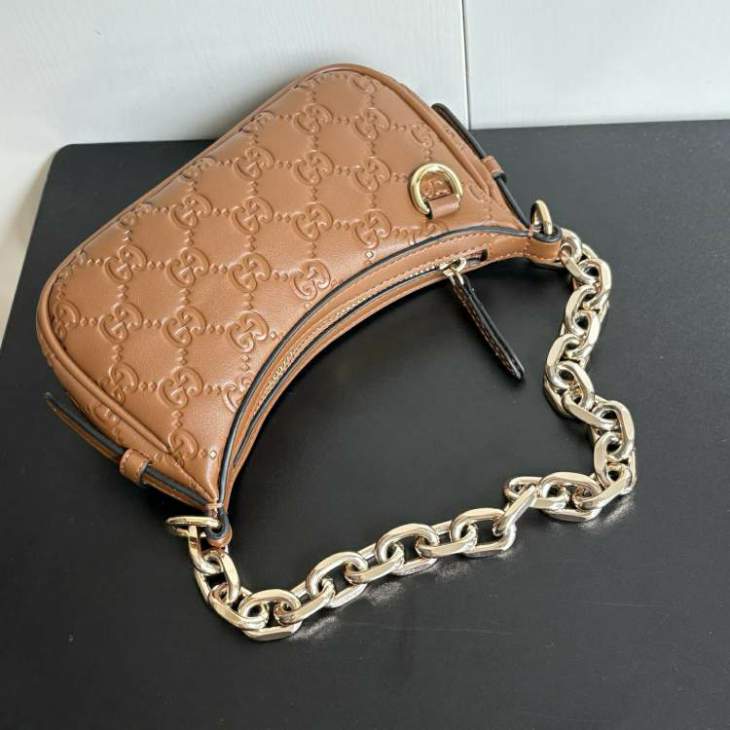 Picture of Gucci Handbags _SKUfw232842637fw
